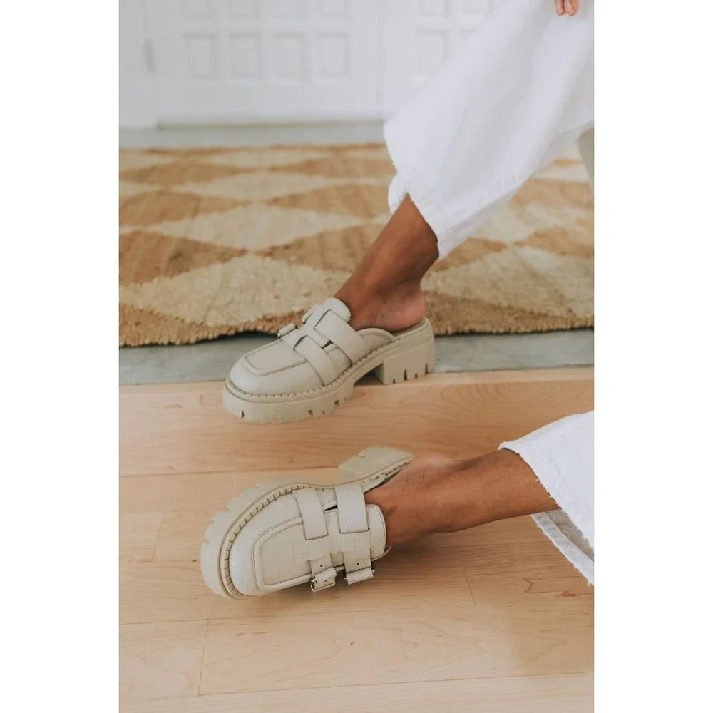 NEW FREE PEOPLE Buckle Lyra Lug Loafers, Cream, Size 40/US 9 - Picture 2 of 10